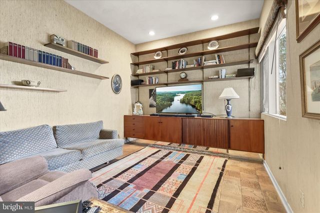 3603 WOODVALLEY DR, Baltimore, MD 21208