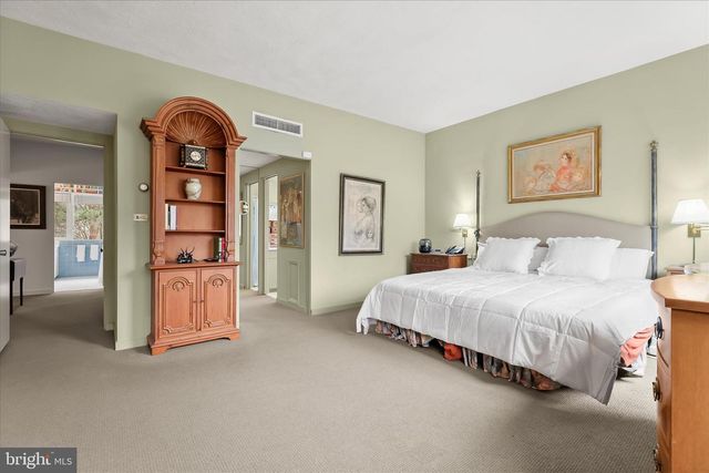 3603 WOODVALLEY DR, Baltimore, MD 21208