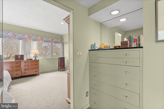 3603 WOODVALLEY DR, Baltimore, MD 21208