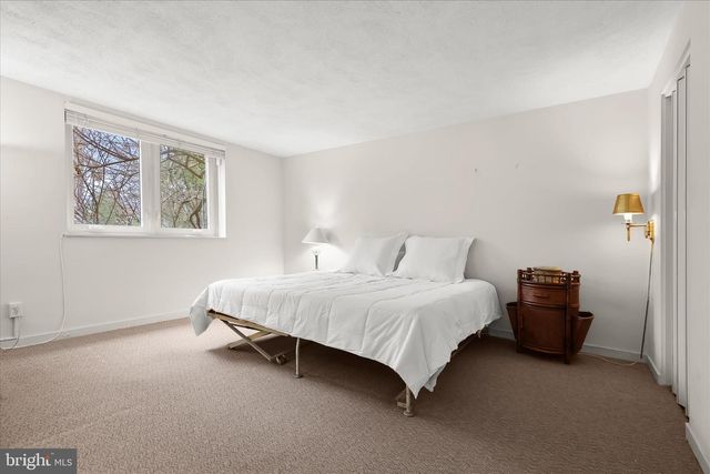 3603 WOODVALLEY DR, Baltimore, MD 21208