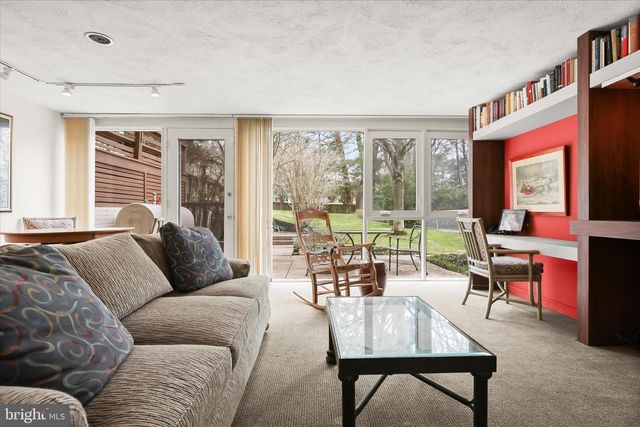 3603 WOODVALLEY DR, Baltimore, MD 21208