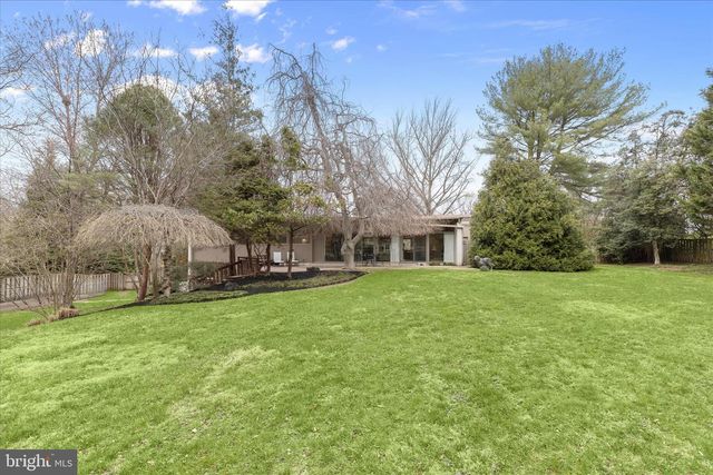 3603 WOODVALLEY DR, Baltimore, MD 21208