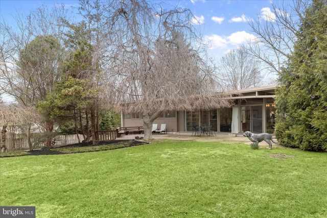 3603 WOODVALLEY DR, Baltimore, MD 21208