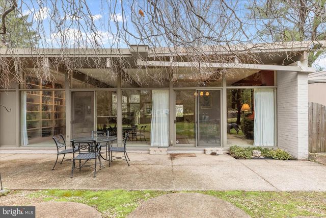 3603 WOODVALLEY DR, Baltimore, MD 21208