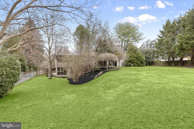 3603 WOODVALLEY DR, Baltimore, MD 21208