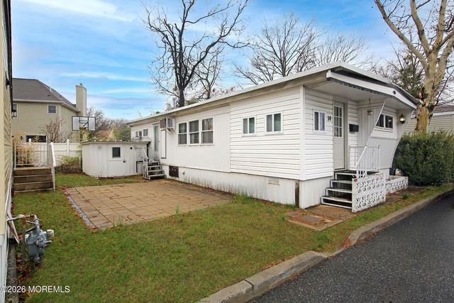 14 Monique Circle, Hazlet, NJ 07730
