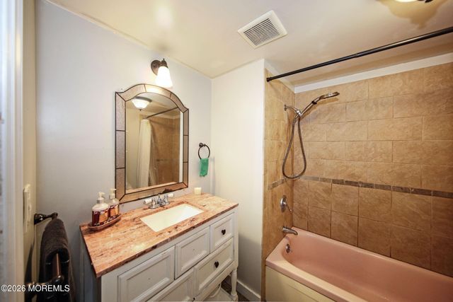 14 Monique Circle, Hazlet, NJ 07730