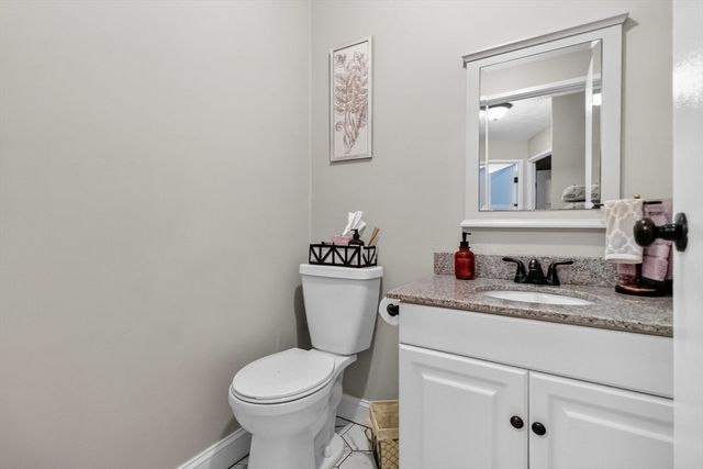 210 Fellsview Terrace 212, Stoneham, MA 02180