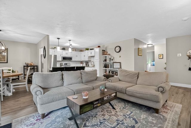 210 Fellsview Terrace 212, Stoneham, MA 02180