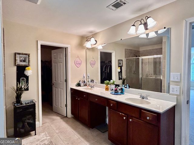 2420 Brynlyn Woods Drive NE, Conyers, GA 30013