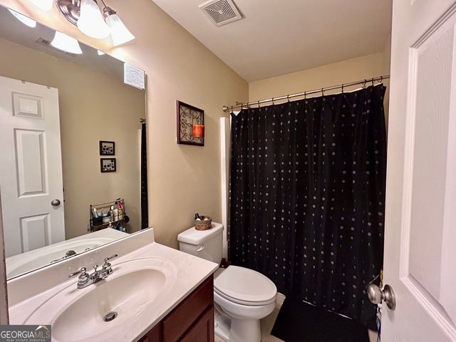 2420 Brynlyn Woods Drive NE, Conyers, GA 30013