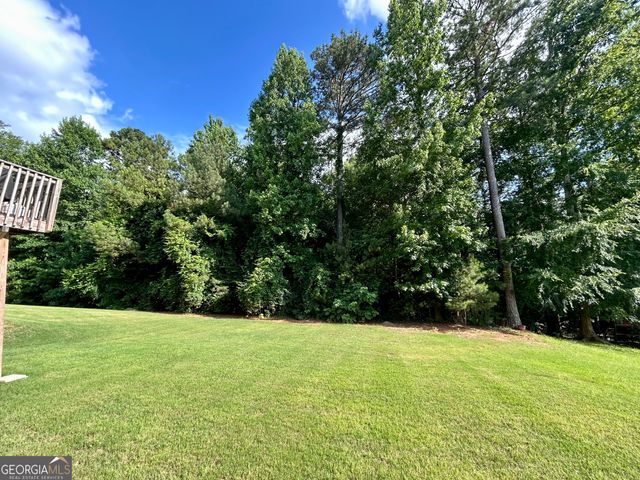 2420 Brynlyn Woods Drive NE, Conyers, GA 30013