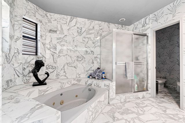 22589 Esplanada Drive, Boca Raton, FL 33433