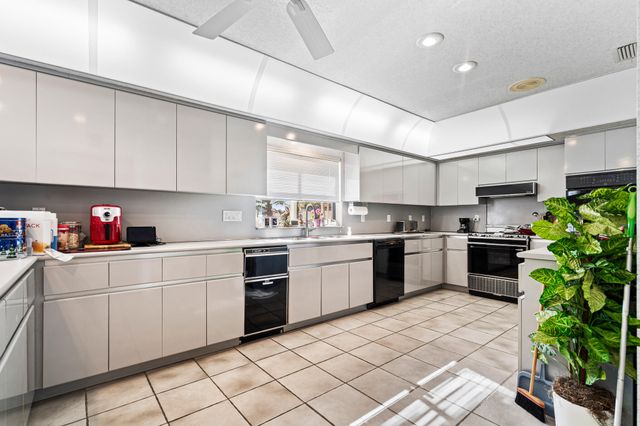 22589 Esplanada Drive, Boca Raton, FL 33433