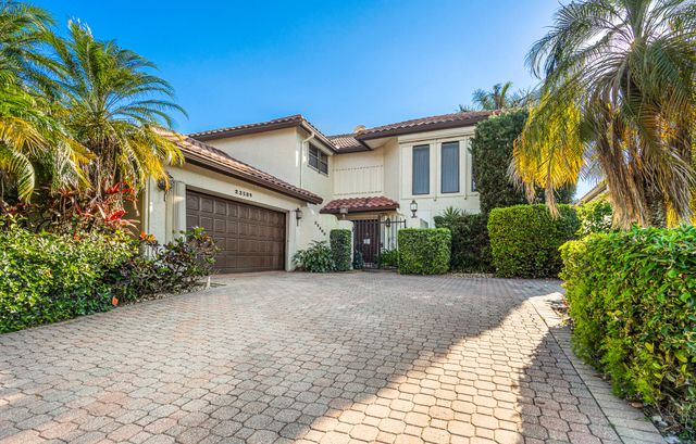 22589 Esplanada Drive, Boca Raton, FL 33433
