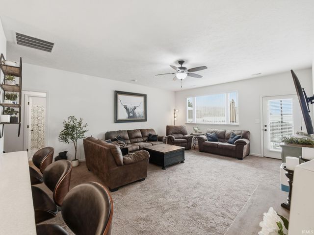 5687 SORREL Drive, Lafayette, IN 47905