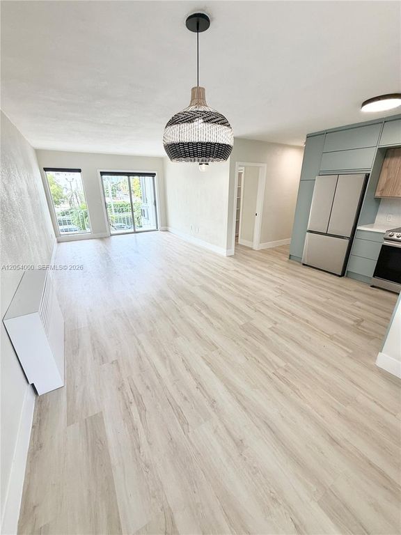 641 Espanola Way 17, Miami Beach, FL 33139