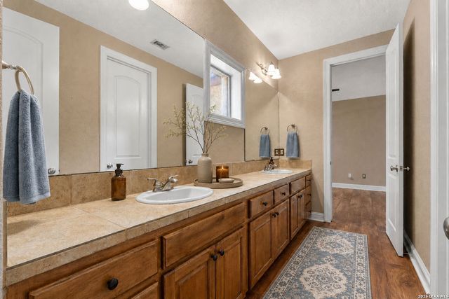 283 Shady Grove Dr, Bulverde, TX 78163
