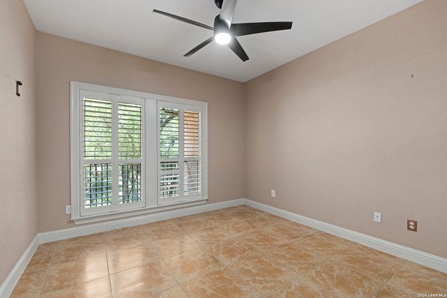 283 Shady Grove Dr, Bulverde, TX 78163
