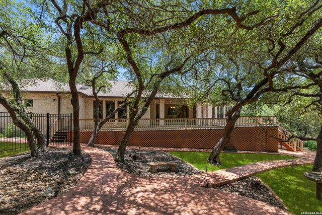 283 Shady Grove Dr, Bulverde, TX 78163