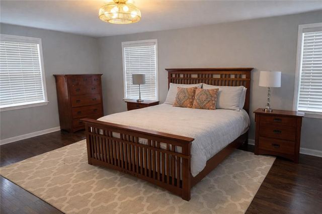 2114 W 79TH Terrace, Prairie Village, KS 66208