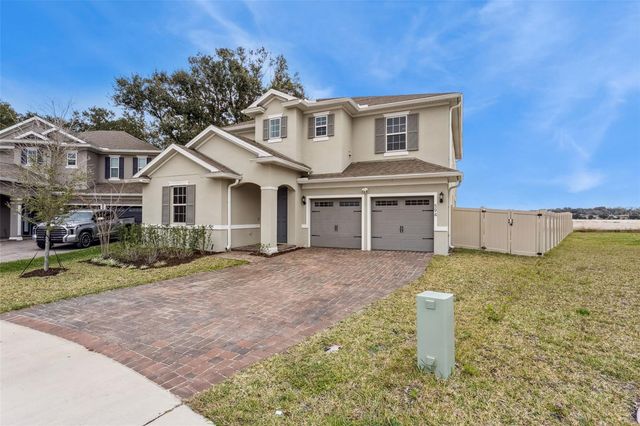 594 VIA BELLA COURT, Howey In The Hills, FL 34737