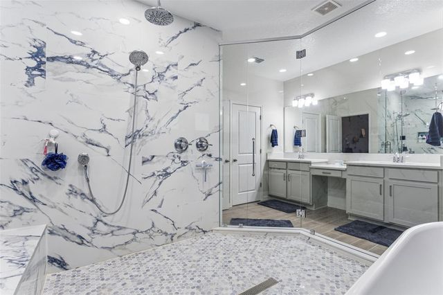 594 VIA BELLA COURT, Howey In The Hills, FL 34737