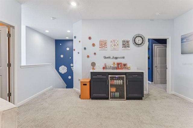 594 VIA BELLA COURT, Howey In The Hills, FL 34737