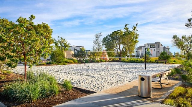 721 Sonia, Irvine, CA 92618