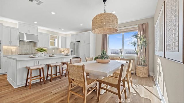 721 Sonia, Irvine, CA 92618