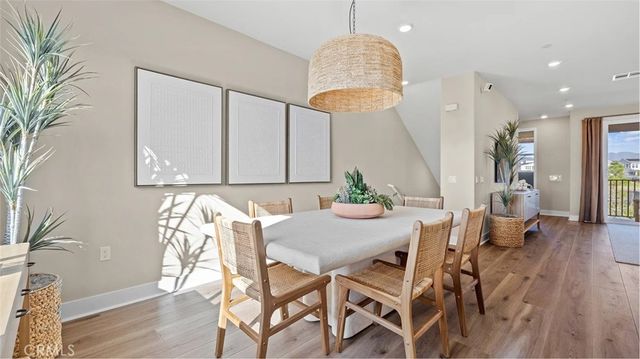 721 Sonia, Irvine, CA 92618