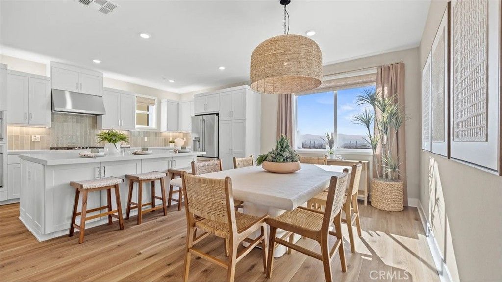721 Sonia, Irvine, CA 92618 — photo 4