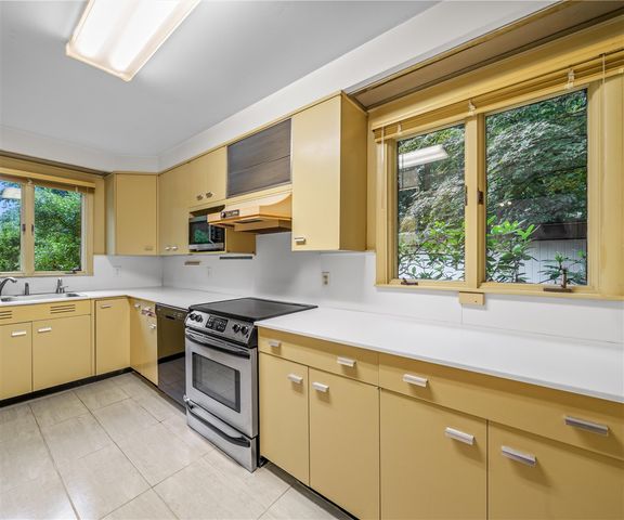 3586 E Huron River Drive, Ann Arbor, MI 48104