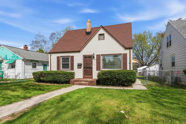 3930 70TH STREET, Milwaukee, WI 53216