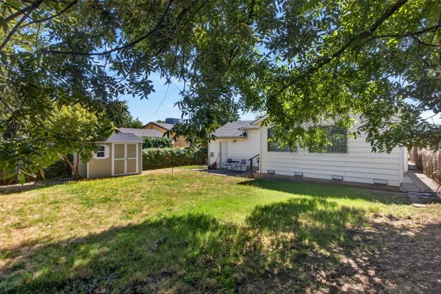 611 Atkinson St, Roseville, CA 95678