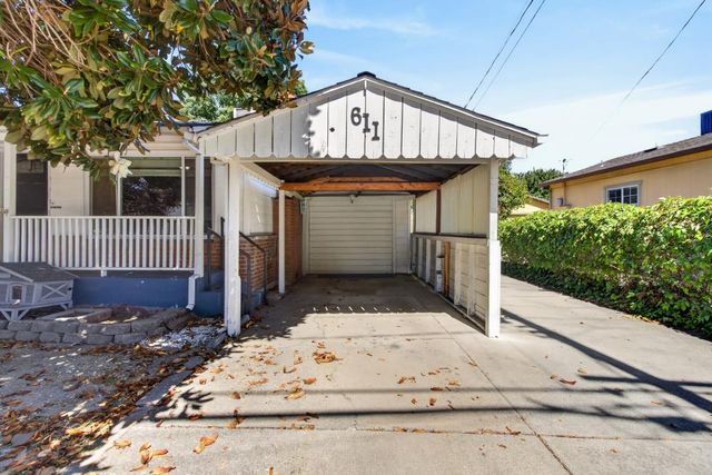 611 Atkinson St, Roseville, CA 95678