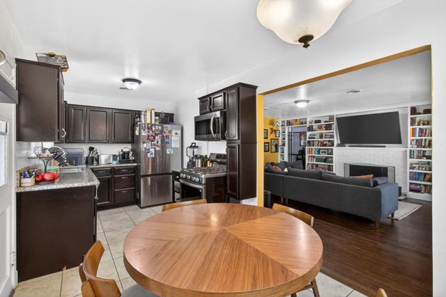 611 Atkinson St, Roseville, CA 95678