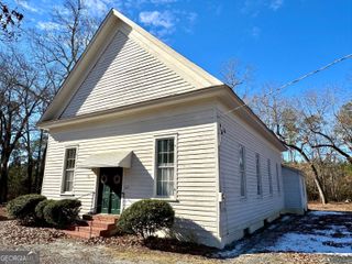 407 Fairview Church Road, Forsyth, GA 31029