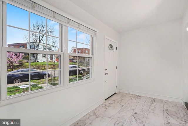 117 WESMOND DR, Alexandria, VA 22305