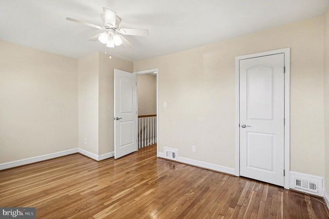 117 WESMOND DR, Alexandria, VA 22305