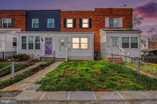 117 WESMOND DR, Alexandria, VA 22305