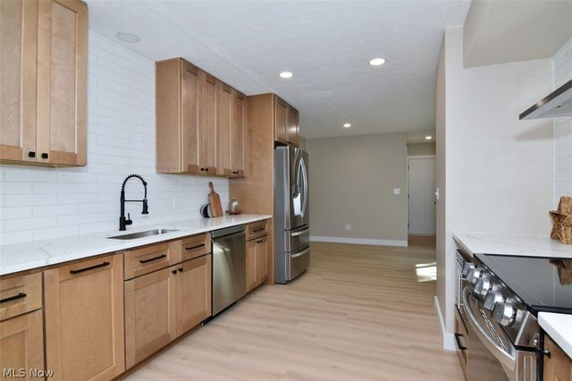 680-26 Fairington Drive, Aurora, OH 44202