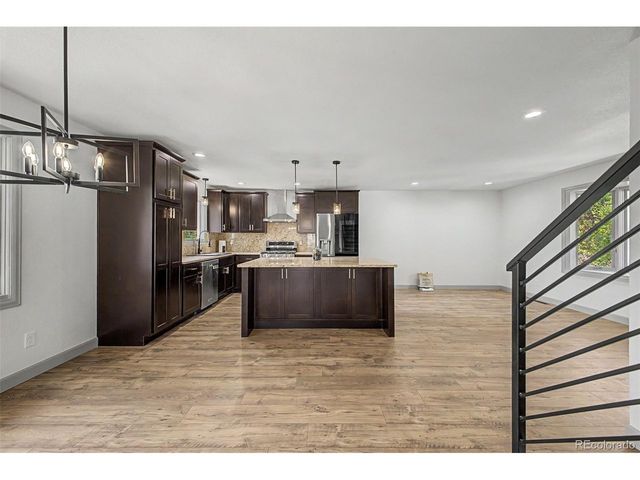 2823 Humboldt Cir, Longmont, CO 80503