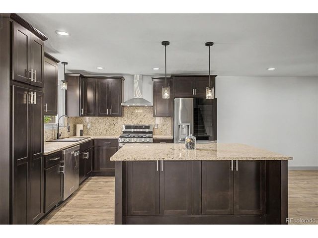 2823 Humboldt Cir, Longmont, CO 80503