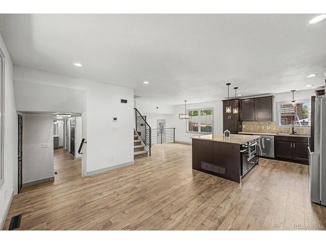 2823 Humboldt Cir, Longmont, CO 80503