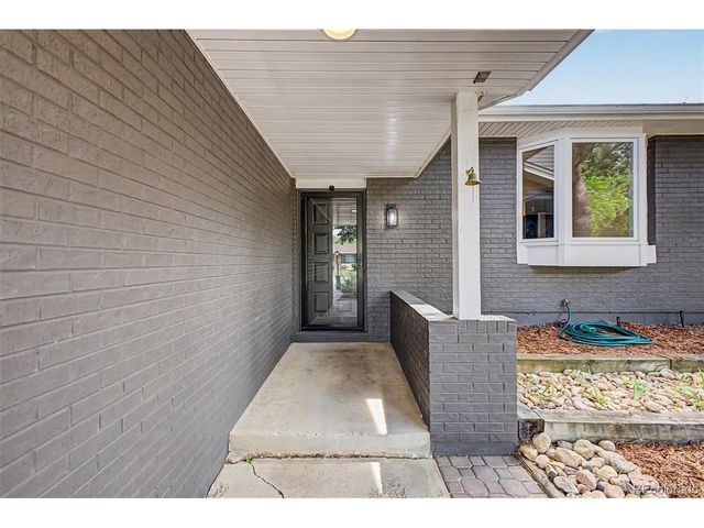 2823 Humboldt Cir, Longmont, CO 80503