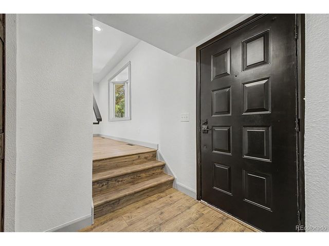 2823 Humboldt Cir, Longmont, CO 80503