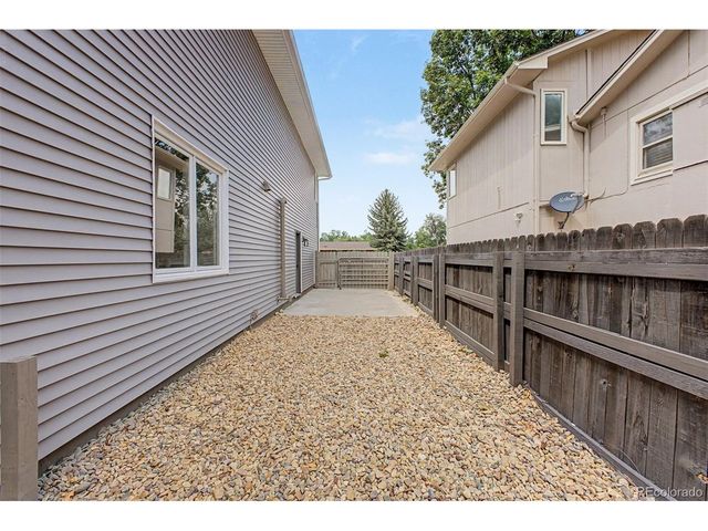 2823 Humboldt Cir, Longmont, CO 80503