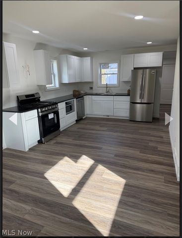 14 Evans Street, Niles, OH 44446