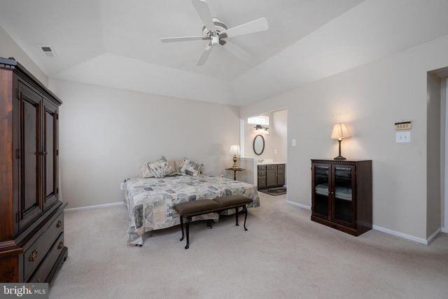 71 PEPPERGRASS DR S, Mount Laurel, NJ 08054